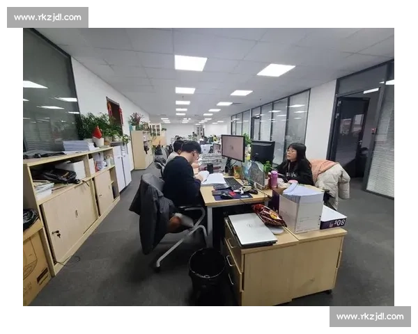 围绕阵容轮换策略打造球队长效竞争力新思路十年发展蓝图与实战路径 围绕阵容轮换策略打造球队长效竞争力新思路十年发展蓝图与实战路径